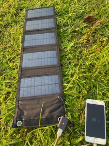Panel Surya Lipat 20W Pengisi Daya